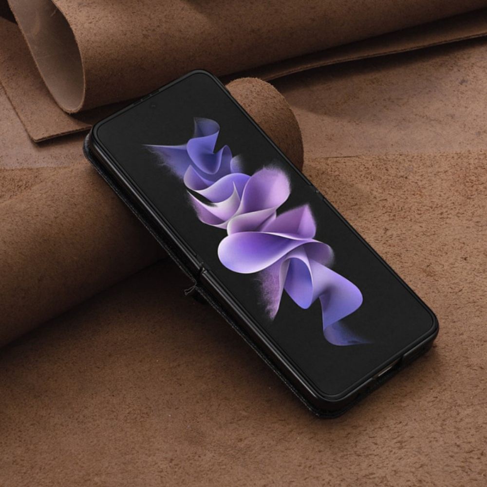 Kryt Samsung Galaxy Z Flip 5 Nebezpečný Medvěd