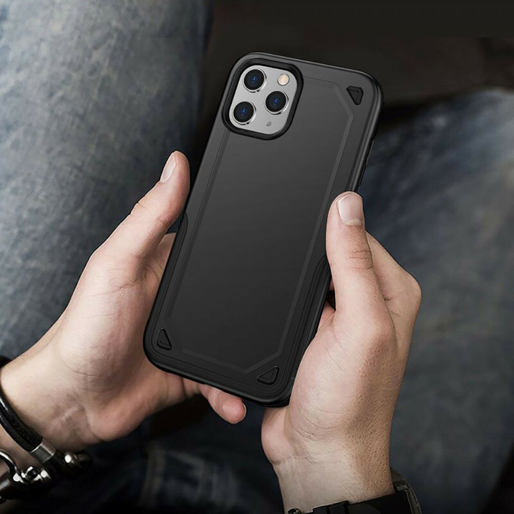 Kryty Na Mobil Na iPhone 12 / 12 Pro Prémiový Kovový Efekt