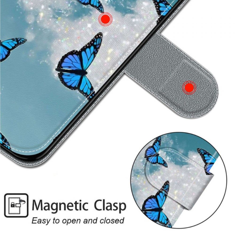 Kožený Kryt Samsung Galaxy S24 5g Bílé Mraky A Modří Motýli S Popruhem
